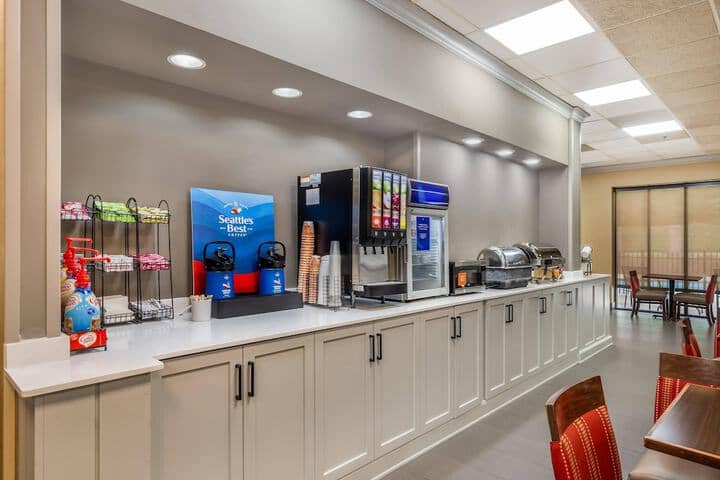 Breakfast area
